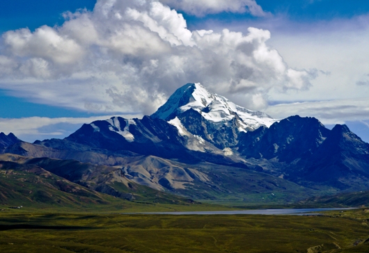 Huayna-Potosi-Volcano-outside-of-La-Paz-Bolivia