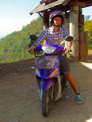 how old to ride a moped